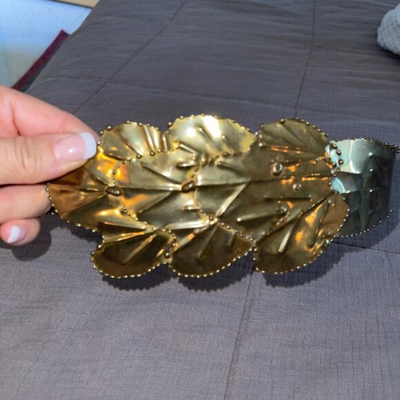 Vintage 1970s Womens Belt Ones Size Gold Statement Adjustable Casual - Picture 7 of 11